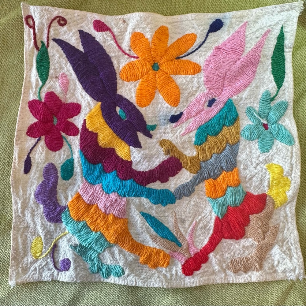 Otomi Hand Embroidered Rabbit Deer Mexico Folk Art Textile Vintage  7”x6” - Picture 6 of 6